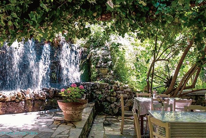 Argyroupoli in Crete