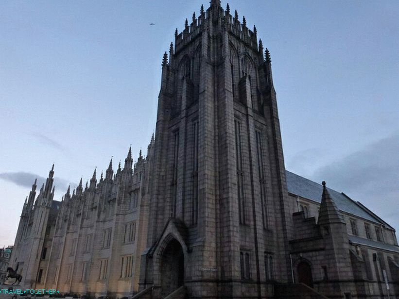 Church Greyfar and Marishal College