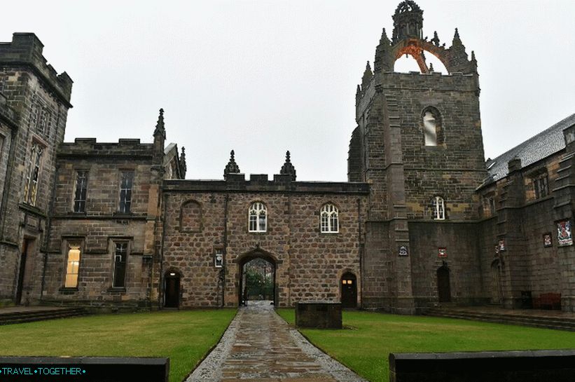 University and King's College