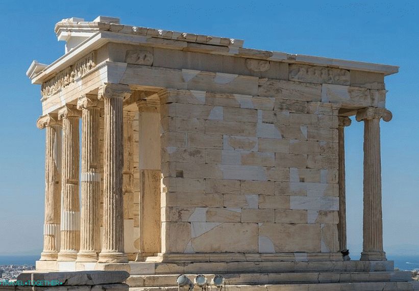 Temple of Niki Apteros