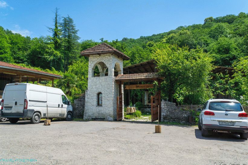 There is a restaurant near the parking lot