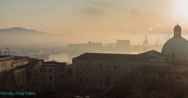Fog in Ancona