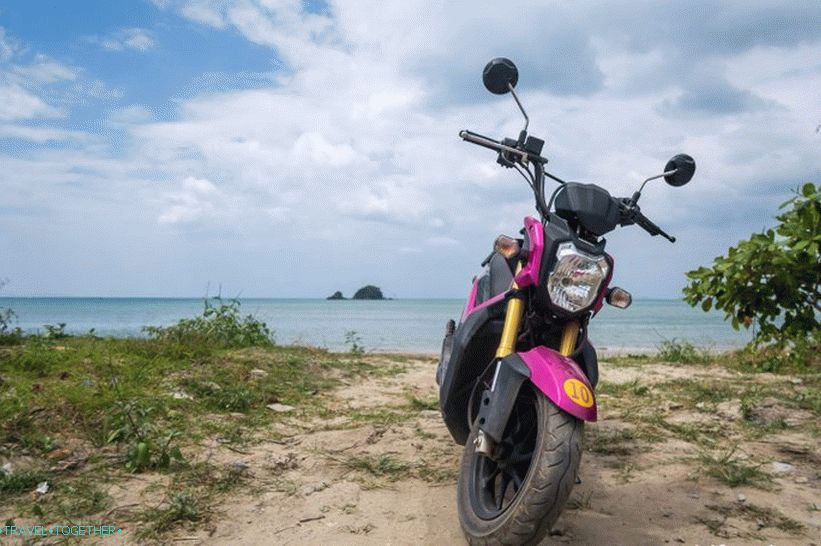 Ao Ko Kwang (Ao Kaw Kwang) - walking beach from the promenade