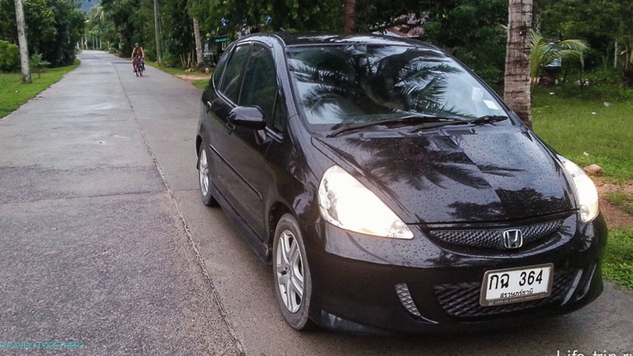 Honda Jazz for 12,000 baht / mo