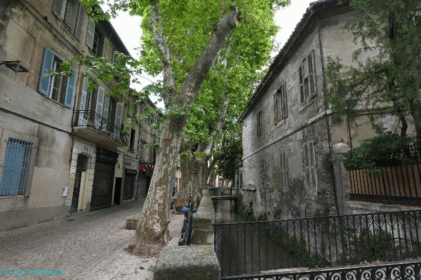 Rue des  Teinturiers 