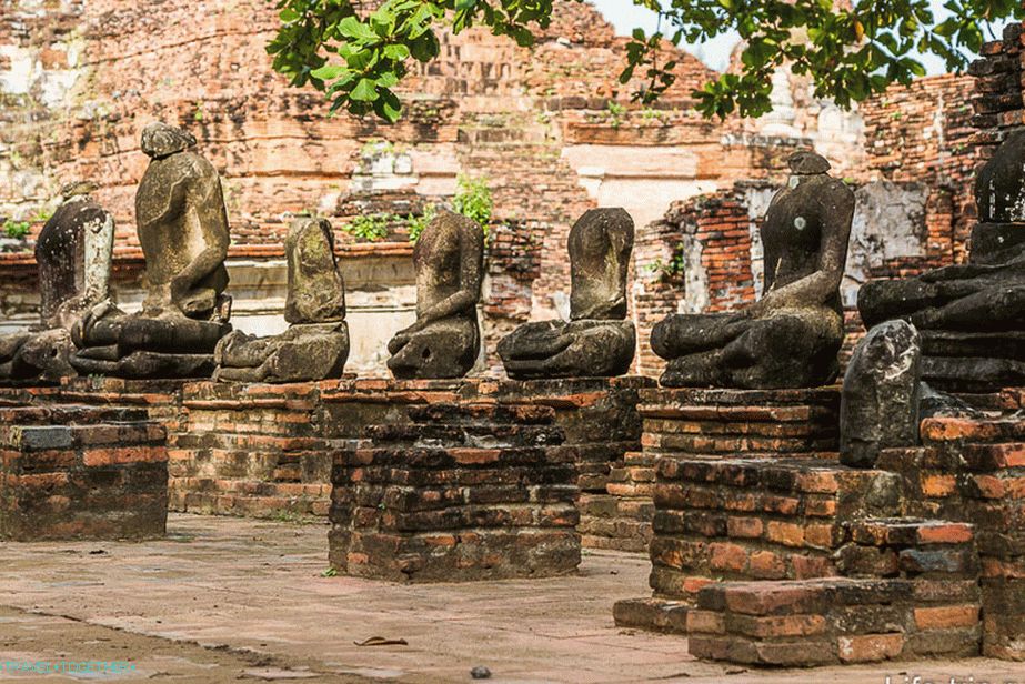 Headless Buddhas Exhibition