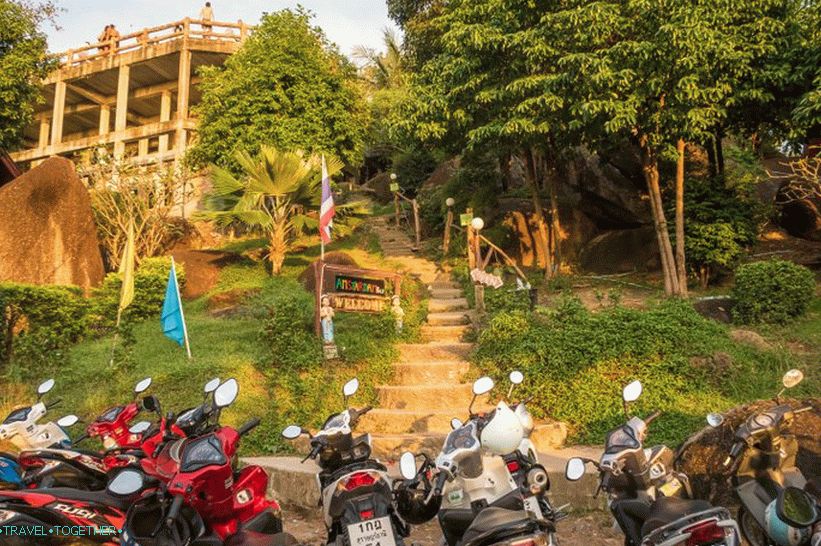 There are always a lot of bikes on the parking lot, sometimes you have to leave it at the bottom