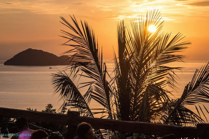 Bar Amsterdam on Phangan - a cult place with sunsets