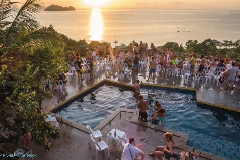 Bar Amsterdam on Phangan - a cult place with sunsets