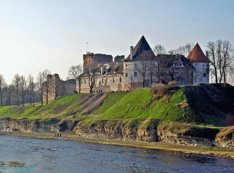 Bausky castle