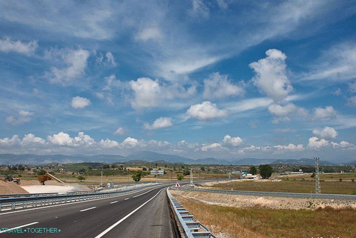 Road to Turkey, towards Beyşehir.