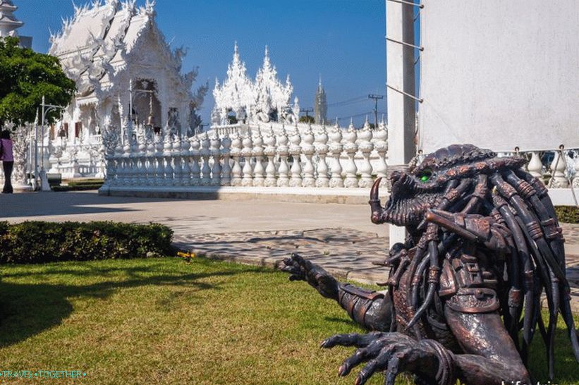 The White Temple of Thailand (Wat Rong Khun) - a beautiful fairy tale in the flesh