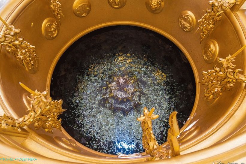 Well of desires where coins are thrown