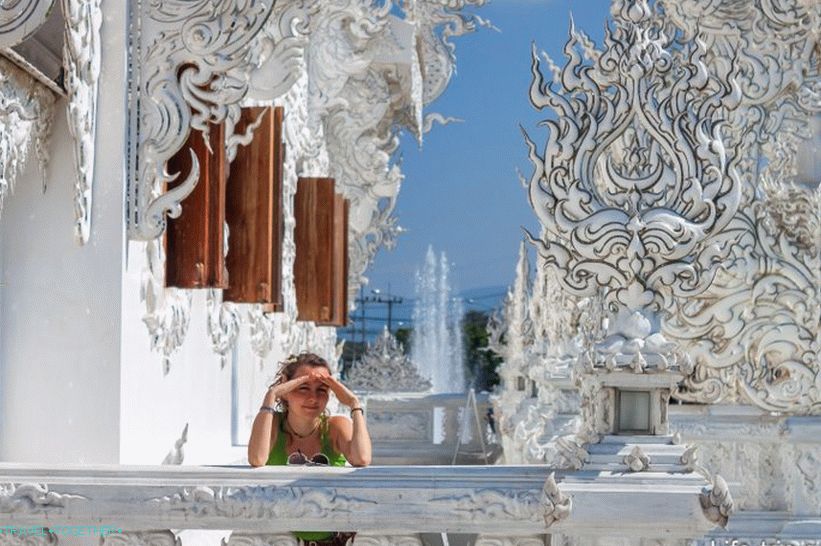 The White Temple of Thailand (Wat Rong Khun) - a beautiful fairy tale in the flesh