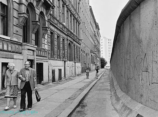 Life Behind the Berlin Wall, West Berlin