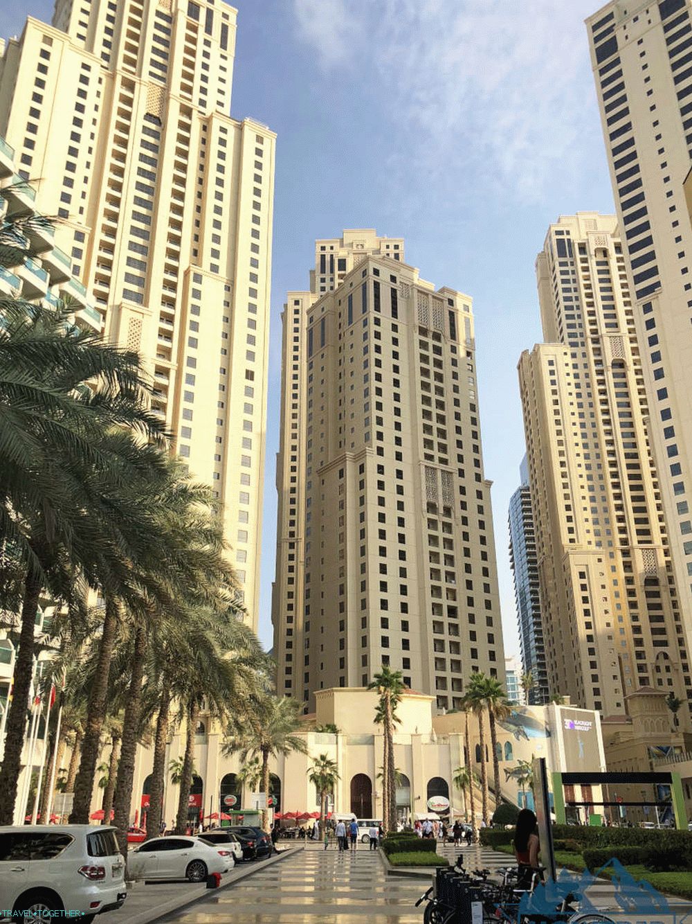 Dubai marina