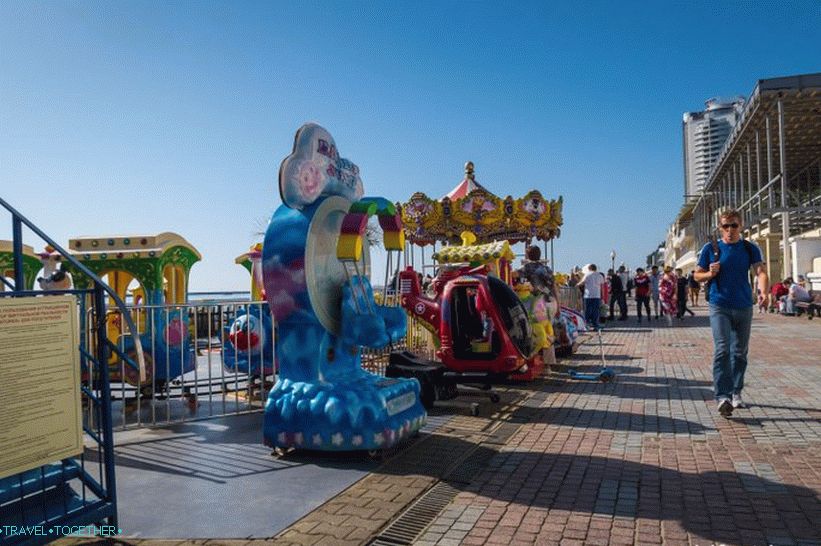 The Central Quay of Sochi is the most crowded place