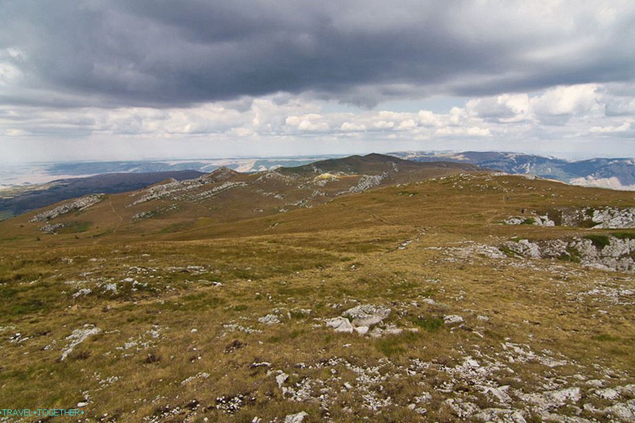 View from Eklizi-Burun on Chatyr Dag plateau