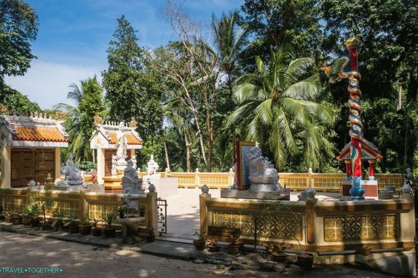 Wat Paa Sang Tam on Phangan