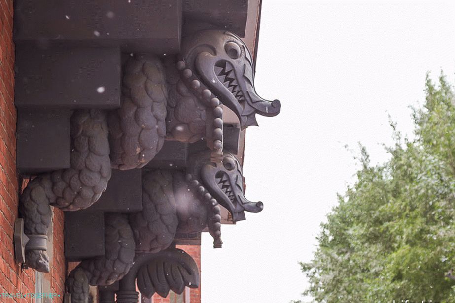 Here they are closer