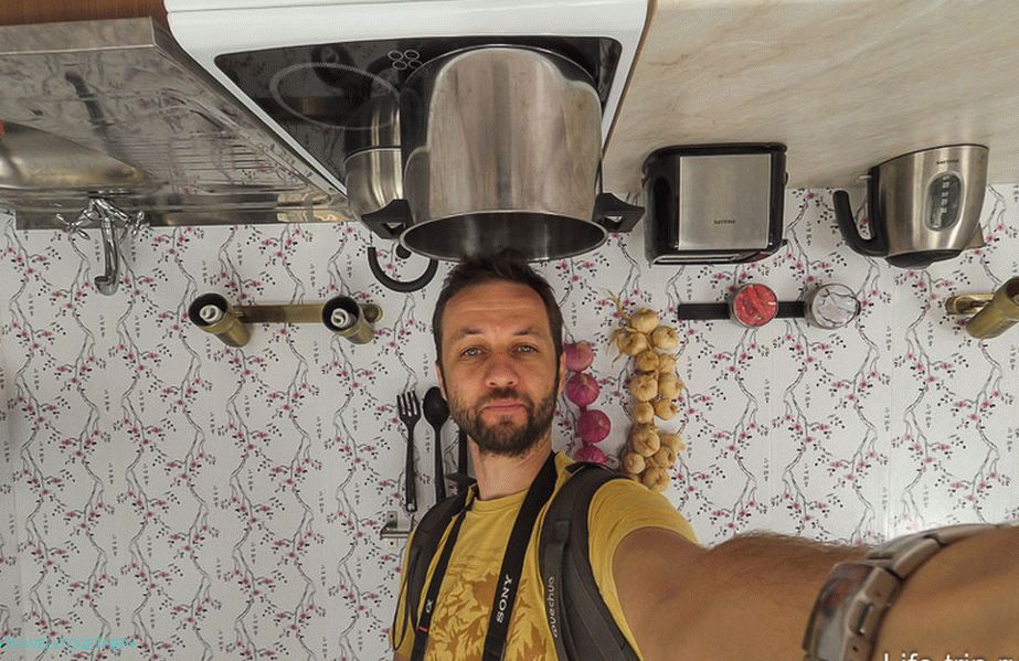 One of the popular photos, with a pan on his head