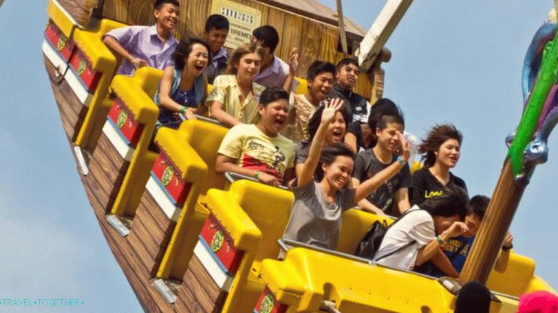 Dream World Amusement Park in Bangkok