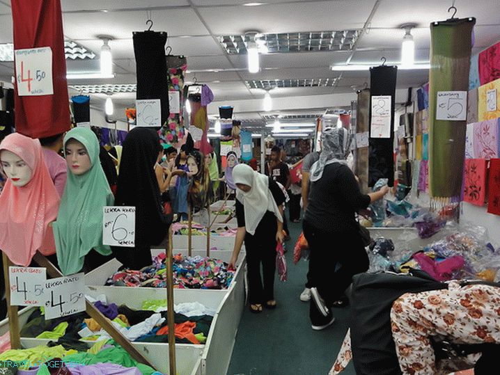 Shawl fever in Kuala Lumpur