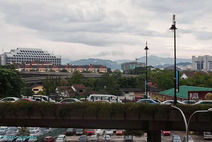 Two-level interchanges in the city