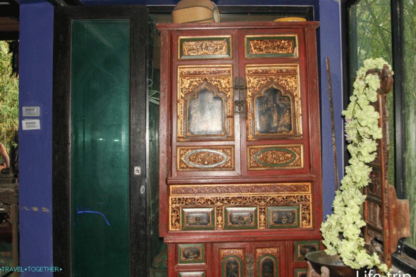 Dusit Dhewa - cultural center on Koh Samui