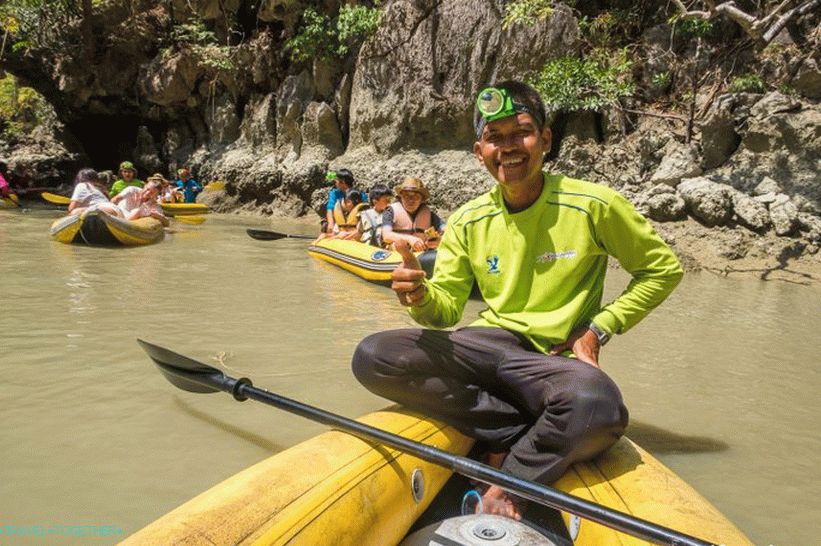 My boatman, a very smiling and friendly guy