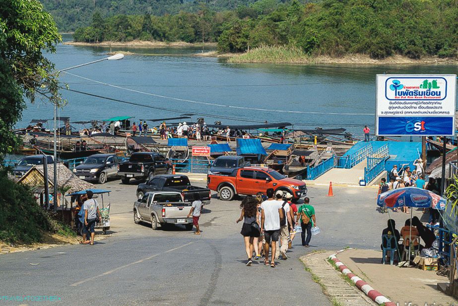 Jetty on the lake Cheo Lan, from which all boats start