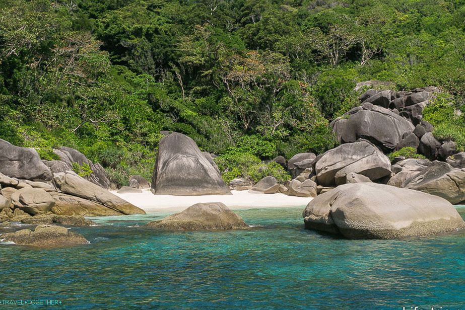 Plot of uninhabited paradise beach