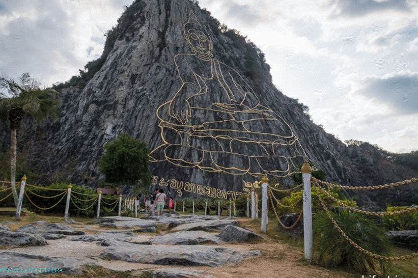 The Golden Buddha Mountain in Pattaya is not a temple, but an image
