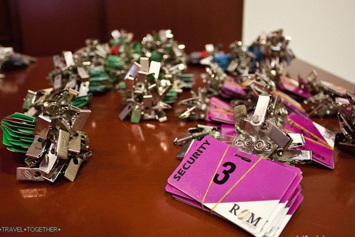 Badges for lovers of free excursions.