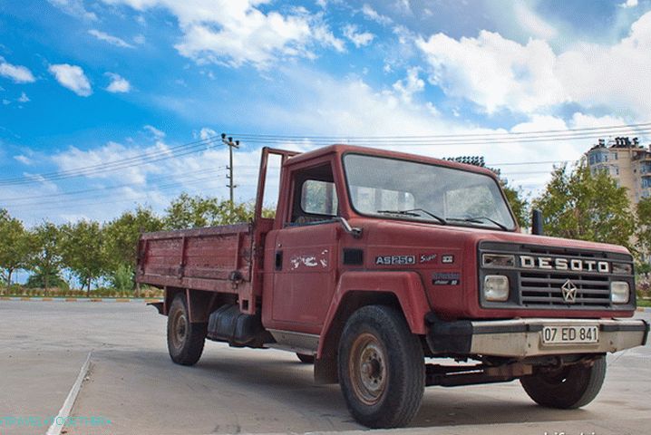 Desoto truck. Just cool.