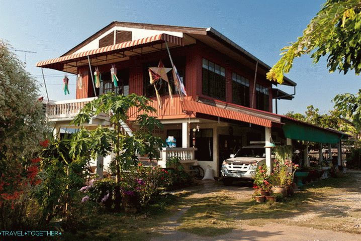 How the locals live in Chiang Saen