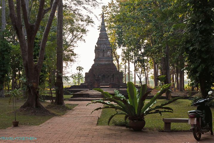 Ancient Wat in Chiang Saen Wat Pa Sak
