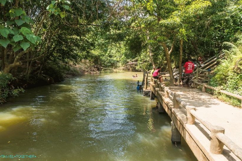 On the river there is a pier from which you can jump and climb back to the sources