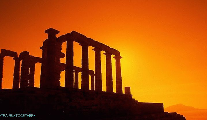 Last Minute Tours: Pros and Cons