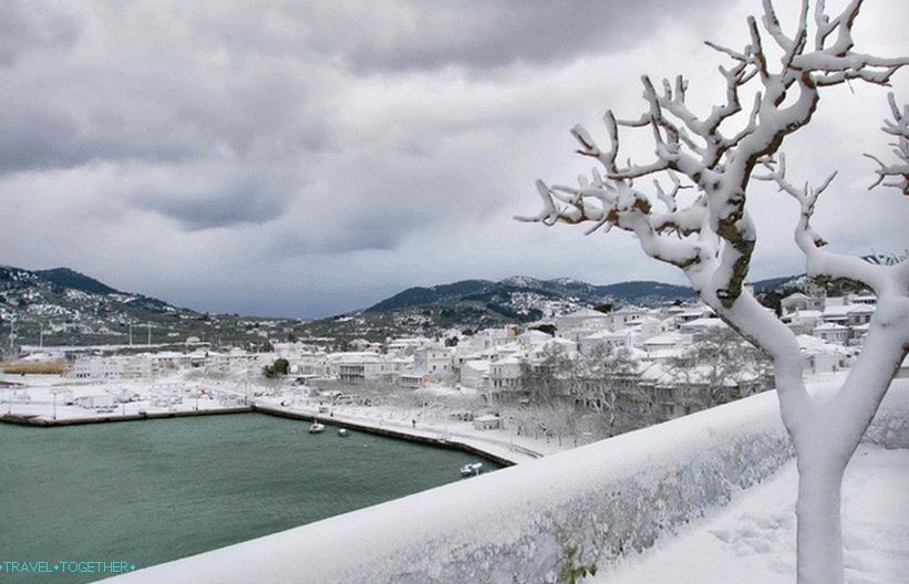 Greece has snowed (photo)