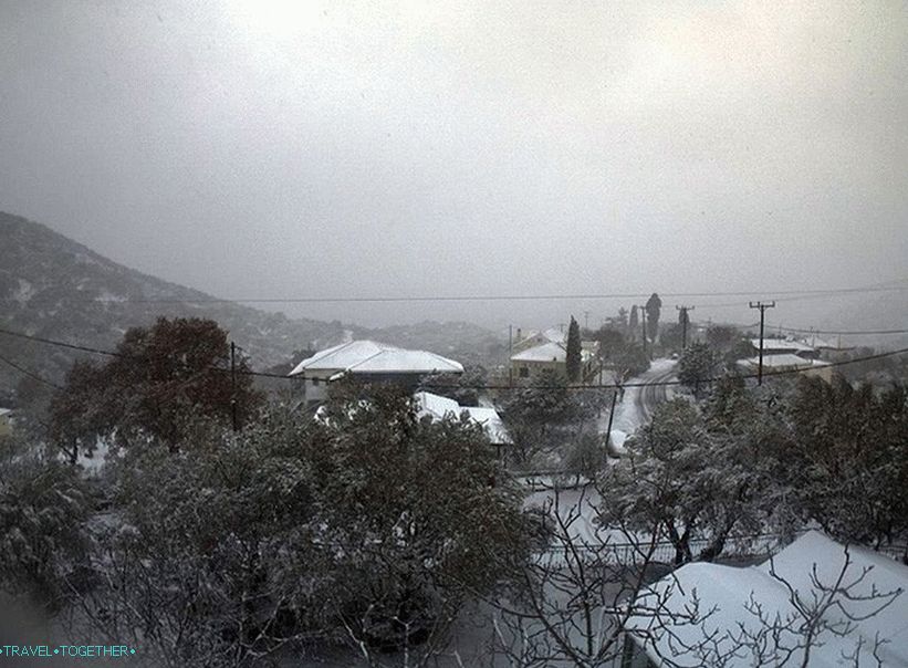 Greece has snowed (photo)