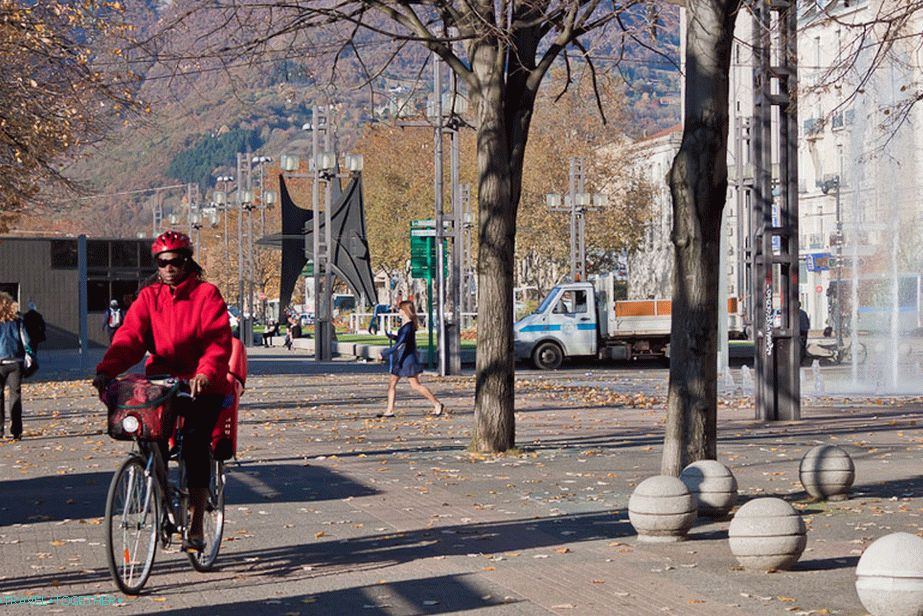 The Cyclist of Grenoble