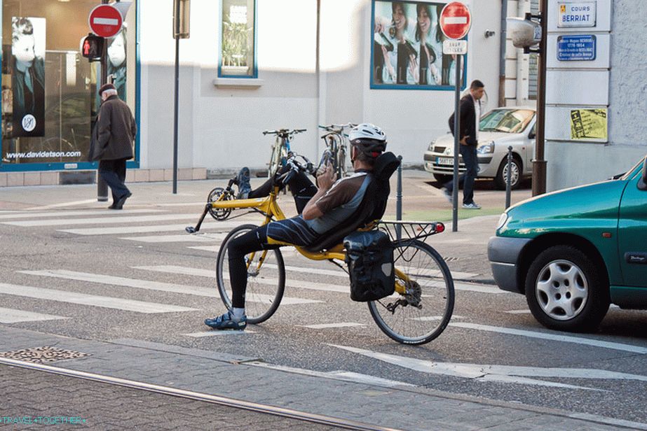 There are such cyclists in Grenoble