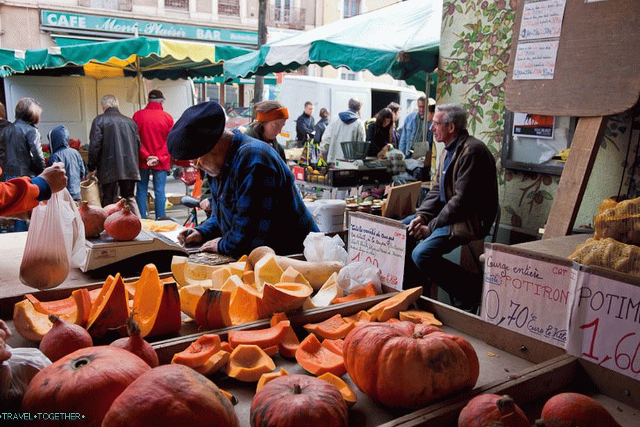 Market in Grenoble