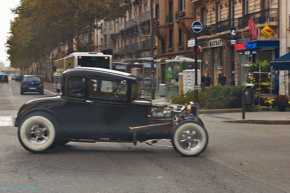 On the street of Grenoble you can meet such a charm