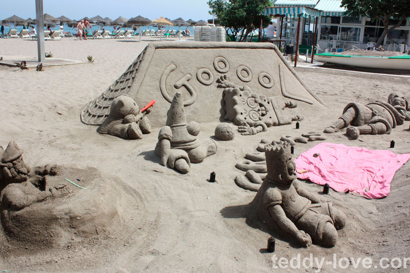 More crowded beach for tourists!