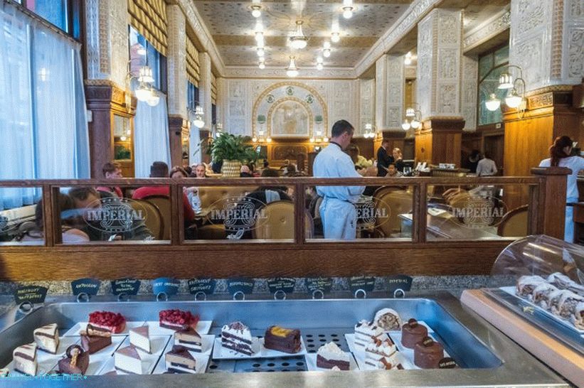 Cafe Imperial in Prague - boy, where are your parents?