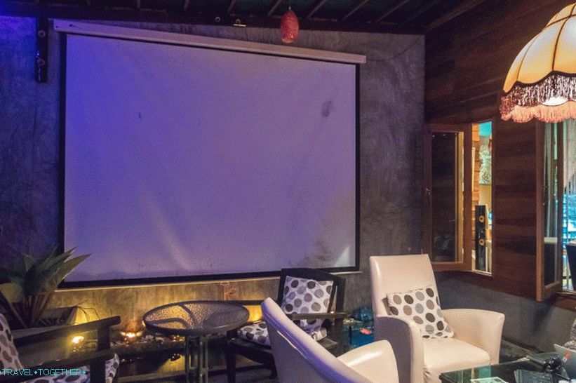 Screen where twist movies