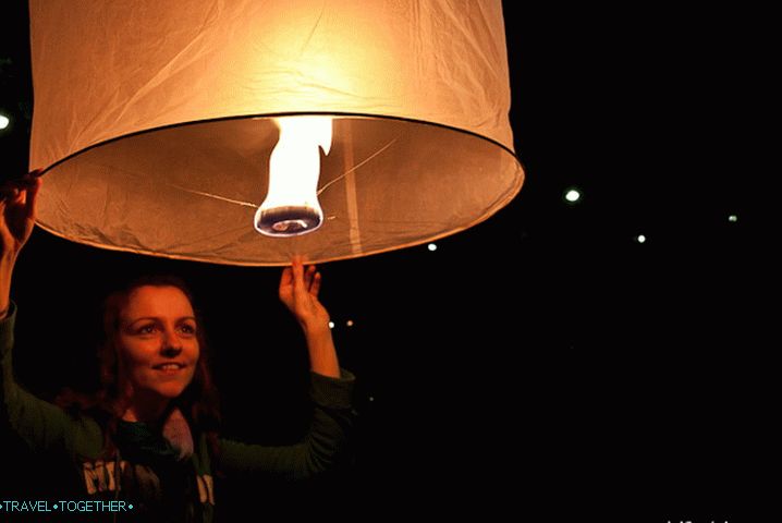 New Year's launch Khom loi