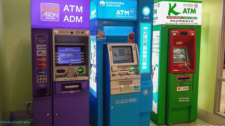 How to withdraw money in Thailand